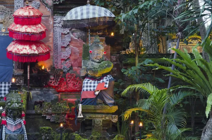 Framed Print : Stone figure, temple guards in the Pura Dalem Agung Padangtegal Temple, Ubud, Bali, Indonesia Framed Print : Stone figure, temple guards in the Pura Dalem Agung Padangtegal Temple, Ubud, Bali, Indonesia