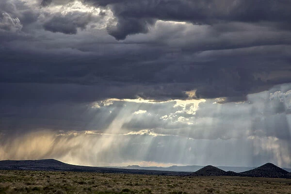 Storm clouds over prairie, New Mexico, USA