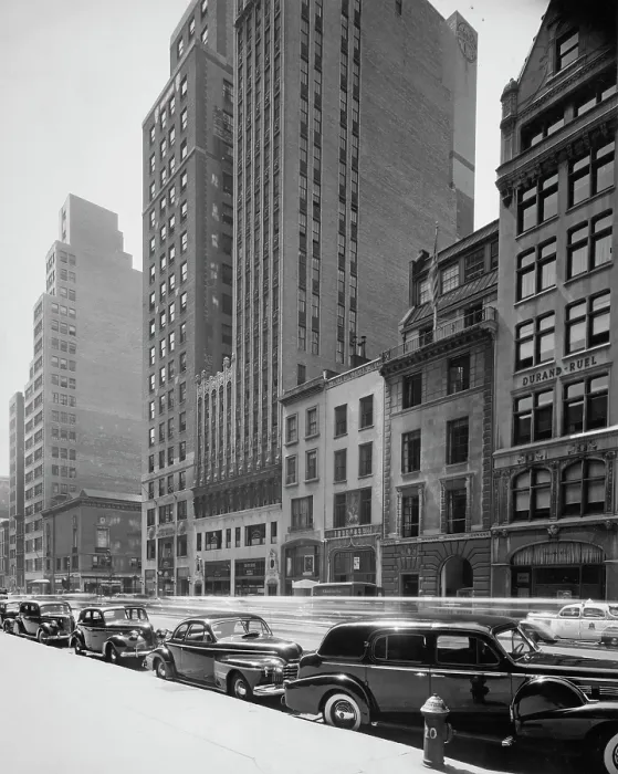 Framed Print : Street Scene, East 57th Street Framed Print : Street Scene, East 57th Street