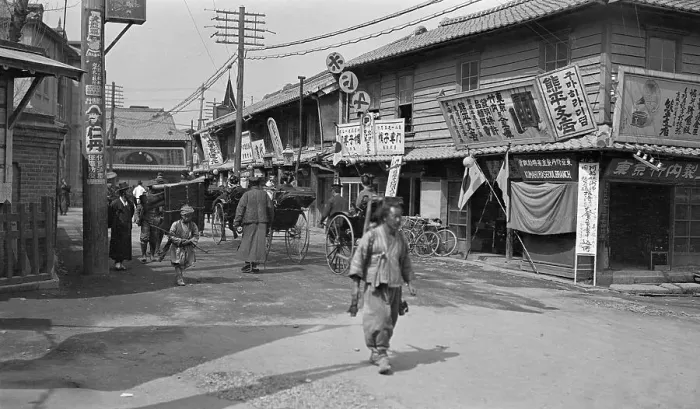 Framed Print : Street Scene In South Korea Framed Print : Street Scene In South Korea