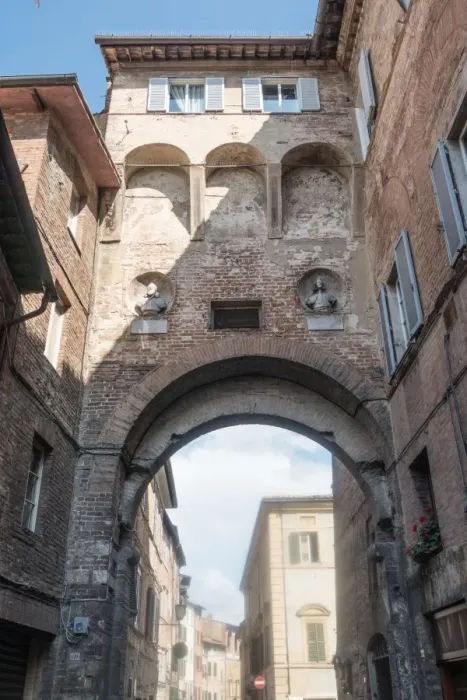 Framed Print : Street, Siena, Italy Framed Print : Street, Siena, Italy