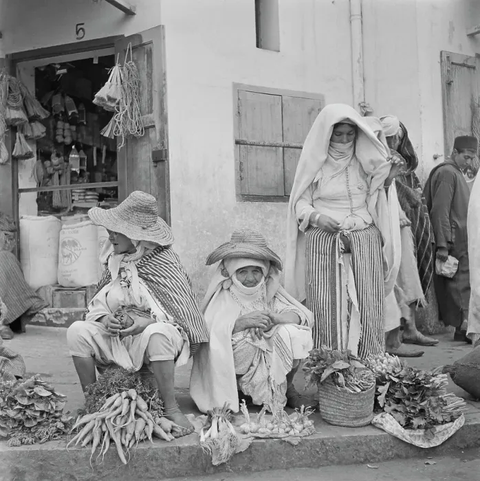Framed Print : Street Vendors In Morocco Framed Print : Street Vendors In Morocco