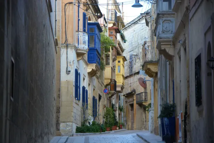 Framed Print : Street of Vittoriosa Malta Framed Print : Street of Vittoriosa Malta