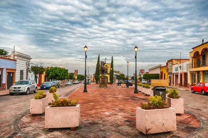 Framed Print : The streets of Queretaro, Mexico Framed Print : The streets of Queretaro, Mexico