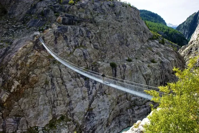Framed Print : Stressed-ribbon bridge across Massa Gorge, Belalp tourism region, Canton of Valais, Switzerland