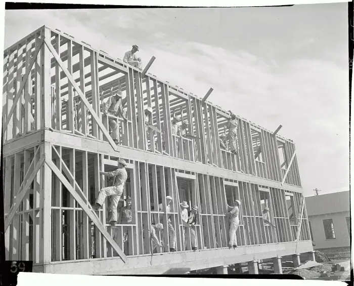 Framed Print : Striking Carpenters Return to Work