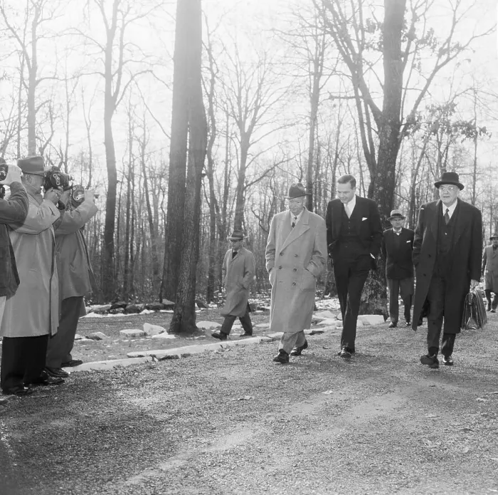 Framed Print : A Stroll At Presidential Retreat Framed Print : A Stroll At Presidential Retreat