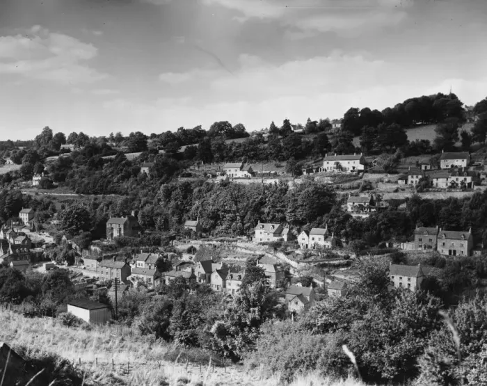 Framed Print : Stroud Valley Framed Print : Stroud Valley