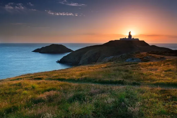 Framed Print : Strumble Head Lighthouse at sunset