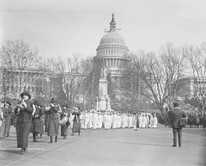 Framed Print : Suffragette Parade near Capitol Framed Print : Suffragette Parade near Capitol