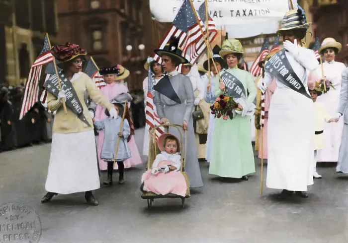 Framed Print : Suffragist Parade in New York Framed Print : Suffragist Parade in New York