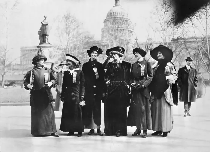 Framed Print : Suffragists Standing at U.S. Capitol Framed Print : Suffragists Standing at U.S. Capitol