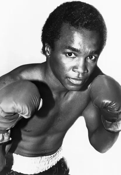 Sugar Ray Leonard Boxing Print, 1981. Art Prints, Posters
