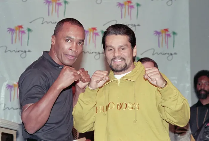 Framed Print : Sugar Ray Leonard at Roberto Duran Posing Framed Print : Sugar Ray Leonard at Roberto Duran Posing
