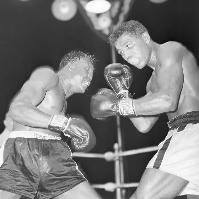 Framed Print : Sugar Ray Robinson Fighting Kid Galivan for Championship Framed Print : Sugar Ray Robinson Fighting Kid Galivan for Championship