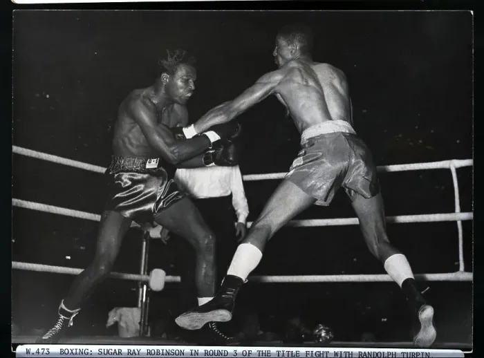 Framed Print : Sugar Ray Robinson Fighting Turpin Framed Print : Sugar Ray Robinson Fighting Turpin