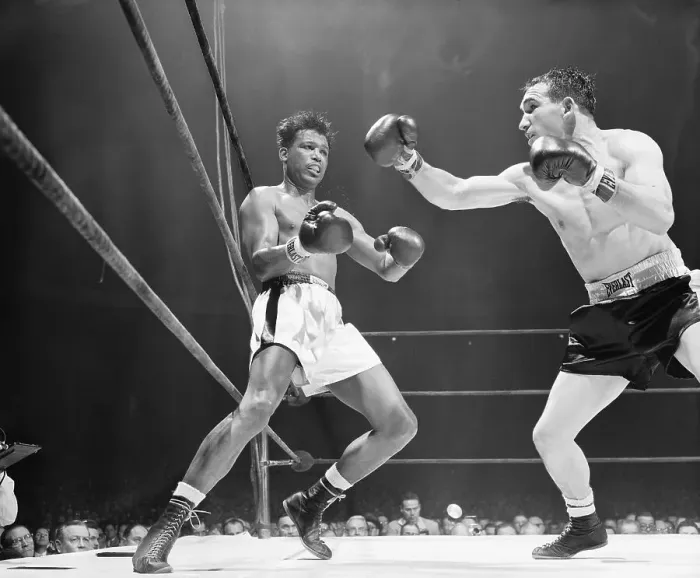 Framed Print : Sugar Ray Robinson and Gene Fullmer Framed Print : Sugar Ray Robinson and Gene Fullmer