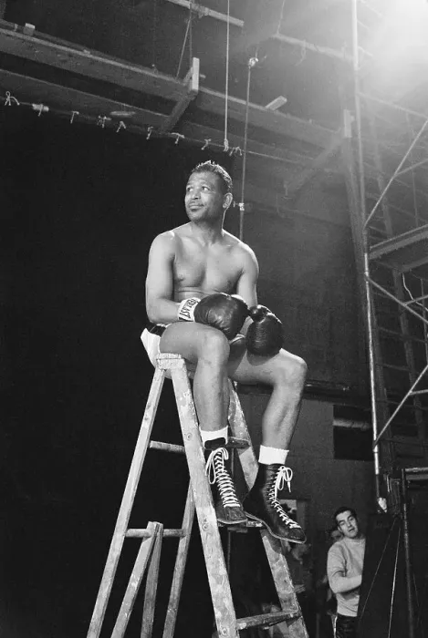 Framed Print : Sugar Ray Robinson Posing on Ladder Framed Print : Sugar Ray Robinson Posing on Ladder