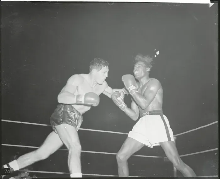 Framed Print : Sugar Ray Robinson and Rocky Castellani Boxing Framed Print : Sugar Ray Robinson and Rocky Castellani Boxing