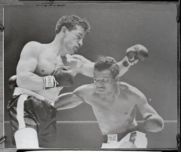 Framed Print : Sugar Ray Robinson vs. Rocky Graziano Framed Print : Sugar Ray Robinson vs. Rocky Graziano