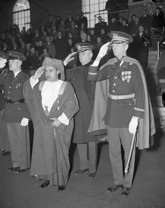 Framed Print : Sultan of Muscat with Army Colonels Framed Print : Sultan of Muscat with Army Colonels