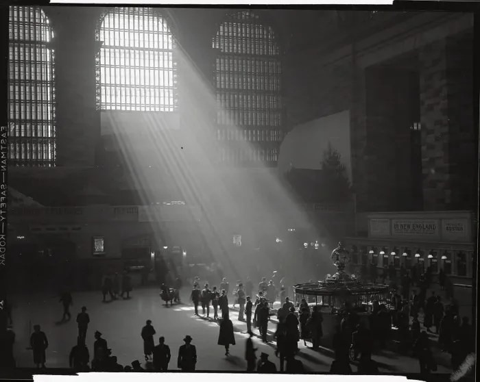 Framed Print : Sunbeams Shining into Grand Central Station Framed Print : Sunbeams Shining into Grand Central Station