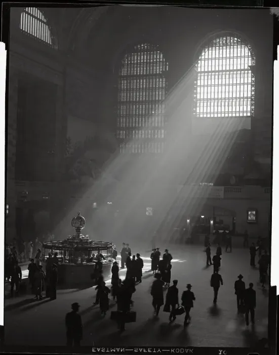 Framed Print : Sunbeams Streaming into Grand Central Station Framed Print : Sunbeams Streaming into Grand Central Station