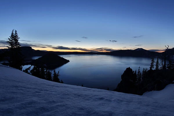 Sunrise at Crater Lake, Crater Lake National Park, Oregon, USA