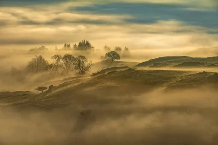 Framed Print : Sunrise above fog with a Lake District landscape, UK Framed Print : Sunrise above fog with a Lake District landscape, UK