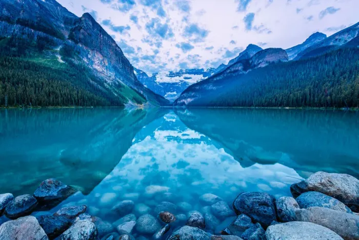 Framed Print : Sunrise Glow at Lake Louise Banff National Park Canada