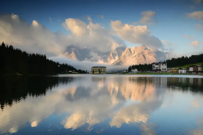 Framed Print : Sunrise from lago di Misurina, Dolomites Framed Print : Sunrise from lago di Misurina, Dolomites
