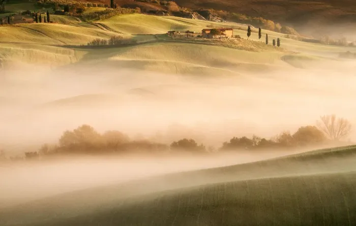 Framed Print : Sunrise light on Val D Orcia hills with fog Framed Print : Sunrise light on Val D Orcia hills with fog