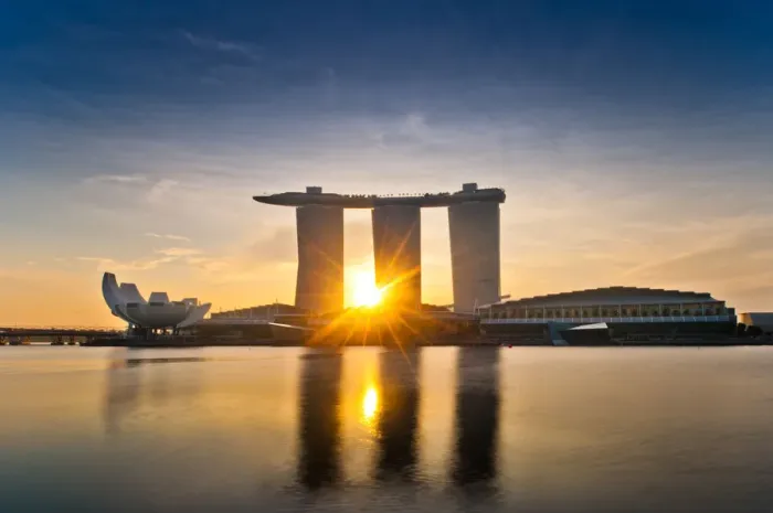 Framed Print : Sunrise at Marina bay Framed Print : Sunrise at Marina bay