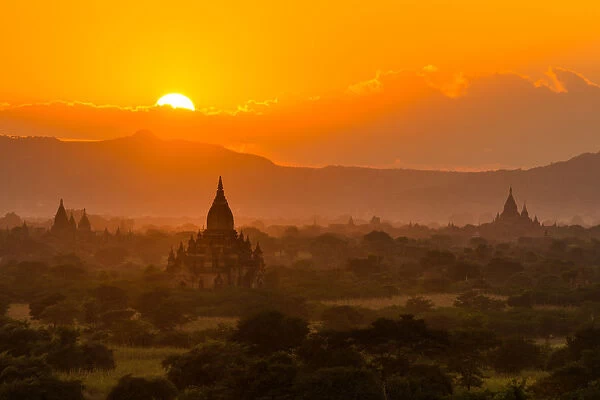 Sunset. Tonnaja Travel Photography, Beautiful Myanmar (formerly Burma), 469638203