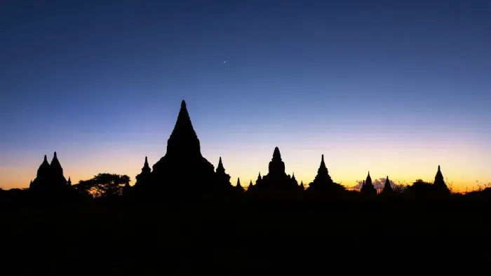 Framed Print : Sunset in Bagan Framed Print : Sunset in Bagan