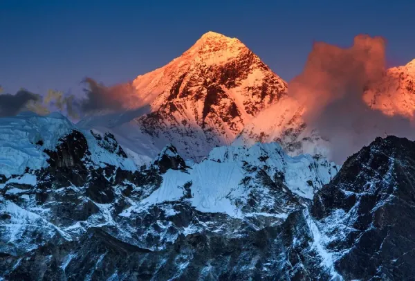 Sunset Over Mount Everest Print, Sagarmatha NP, Nepal. Art Prints