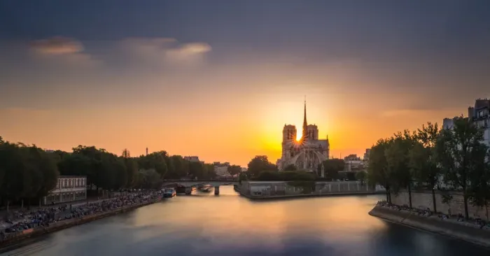 Framed Print : Sunset over Notre Dame Framed Print : Sunset over Notre Dame