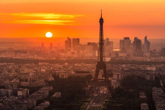 Framed Print : A full sunset at Paris skyline with Eiffel tower Framed Print : A full sunset at Paris skyline with Eiffel tower