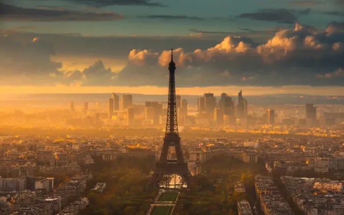Framed Print : Sunset in Paris at tour montparnasse Framed Print : Sunset in Paris at tour montparnasse