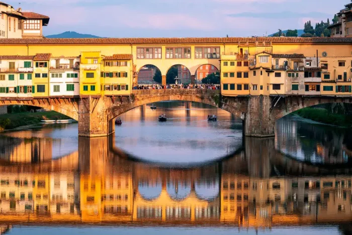 Framed Print : Sunset, Ponte Vecchio, River Arno, Florence, Tuscany, Italy Framed Print : Sunset, Ponte Vecchio, River Arno, Florence, Tuscany, Italy