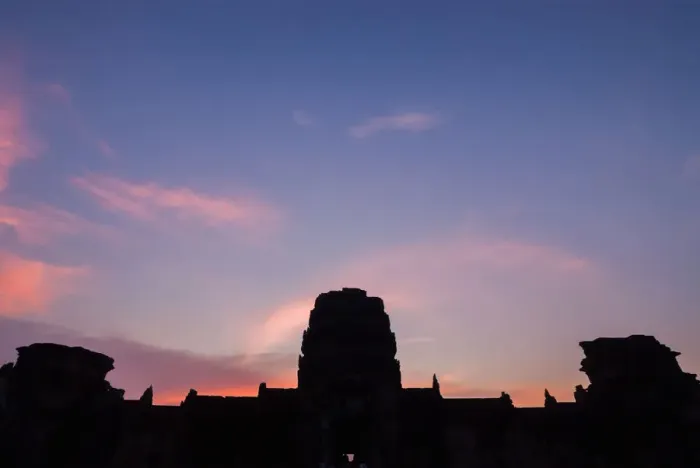 Framed Print : Sunset and silhouette of Angkor Wat Temple Framed Print : Sunset and silhouette of Angkor Wat Temple