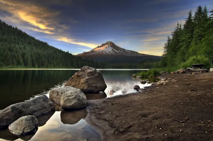 Framed Print : Sunset at Trillium Lake with Mount Hood Framed Print : Sunset at Trillium Lake with Mount Hood