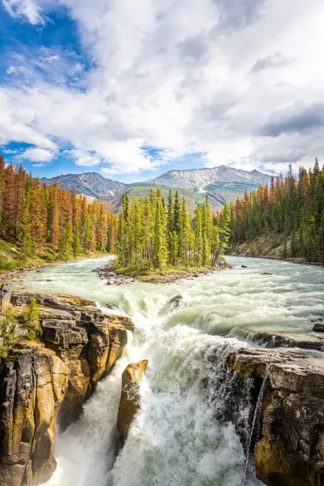 Framed Print : Sunwapta Falls in Jasper National Park, Alberta, Canada