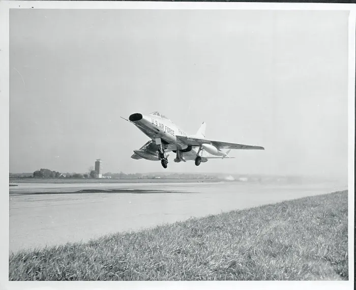 Framed Print : Super Sabre Lifting Off Framed Print : Super Sabre Lifting Off