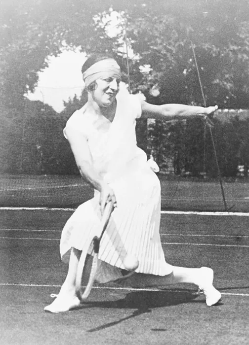 Framed Print : Suzanne Lenglen Playing Tennis Framed Print : Suzanne Lenglen Playing Tennis