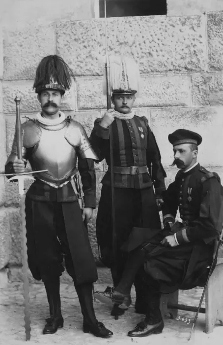 Framed Print : Swiss Guard Framed Print : Swiss Guard