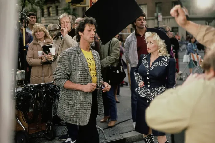 Framed Print : Sylvester Stallone And Dolly Parton Filming Rhinestone Framed Print : Sylvester Stallone And Dolly Parton Filming Rhinestone