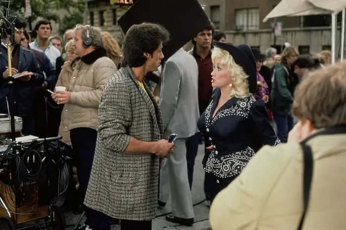 Framed Print : Sylvester Stallone And Dolly Parton Filming Rhinestone Framed Print : Sylvester Stallone And Dolly Parton Filming Rhinestone