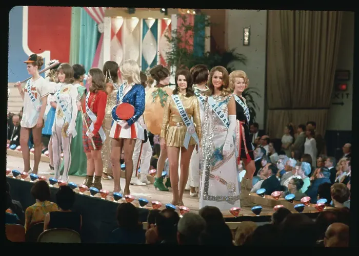 Framed Print : Sylvia Louise Hitchcock and Others During Miss USA Pageant Framed Print : Sylvia Louise Hitchcock and Others During Miss USA Pageant