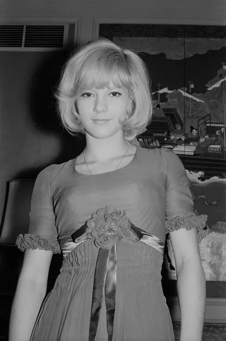 Framed Print : Sylvie Vartan, Bulgarian Singer Framed Print : Sylvie Vartan, Bulgarian Singer